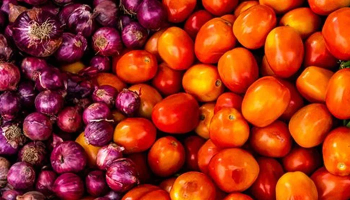 Pakistan will import tomatoes, onions, and other produce from Afghanistan and Iran