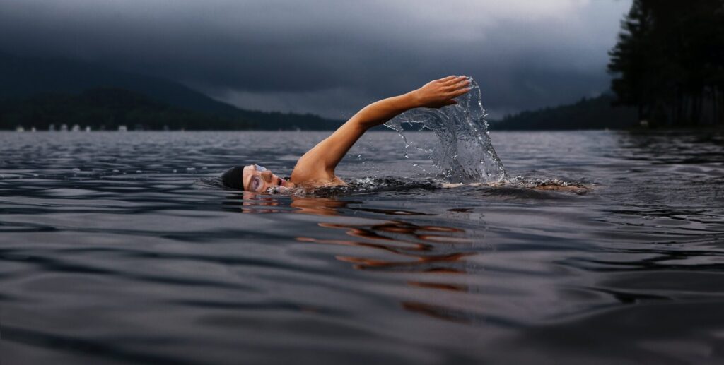 ice swimming 2